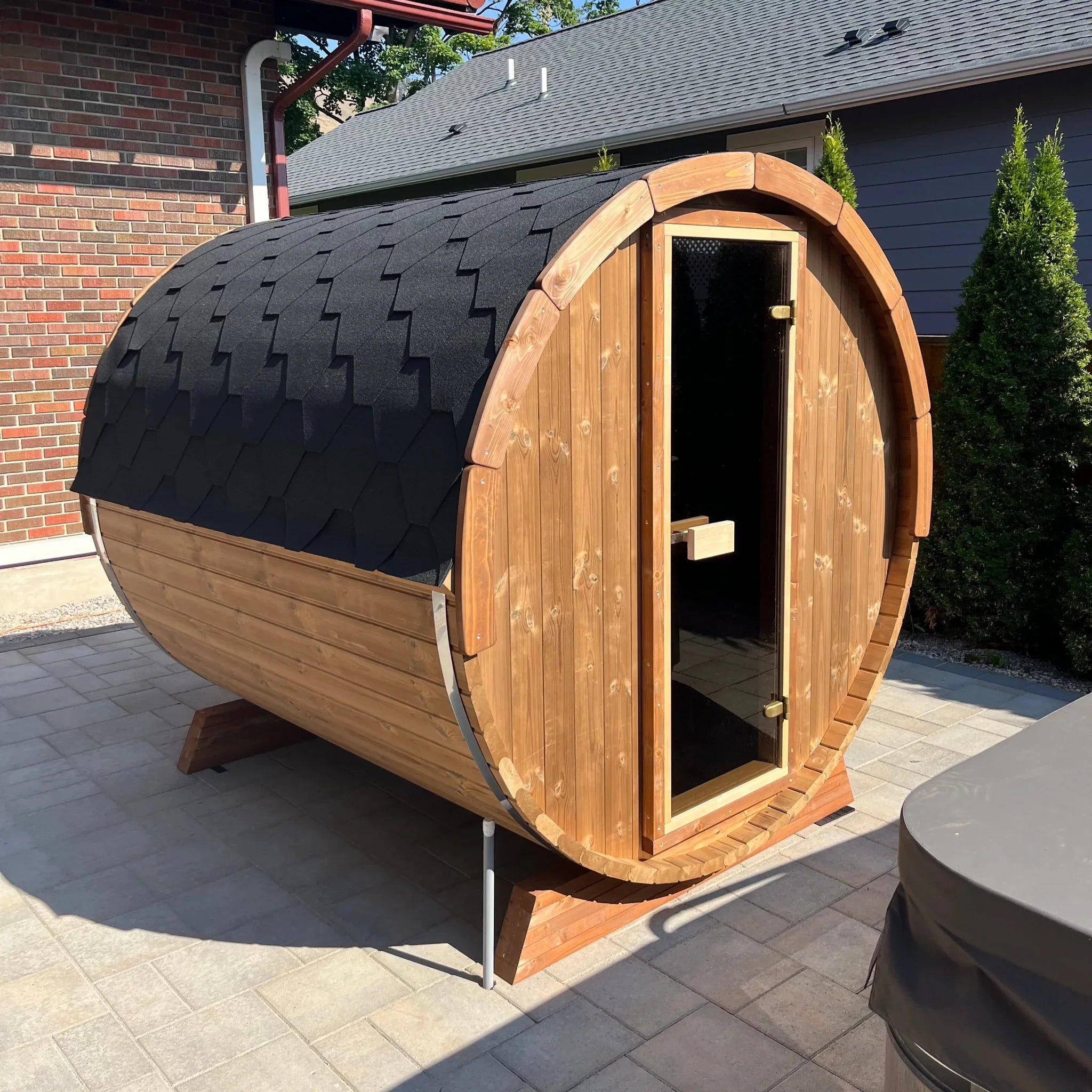 SaunaLife Model E7G 4 Person Barrel Sauna w/ Glass Front - Saunas King