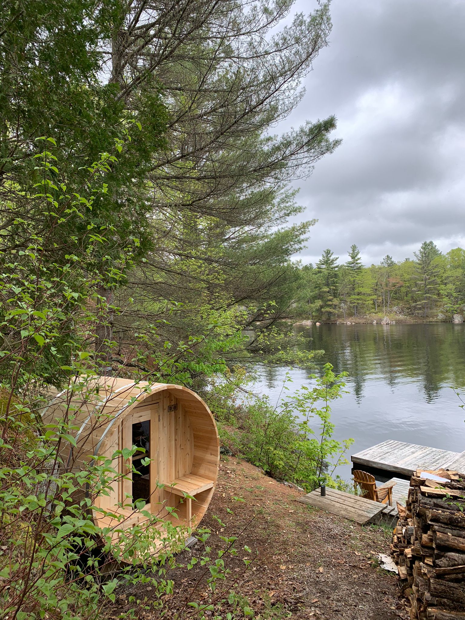 Dundalk CT Serenity 4 Person Barrel Sauna