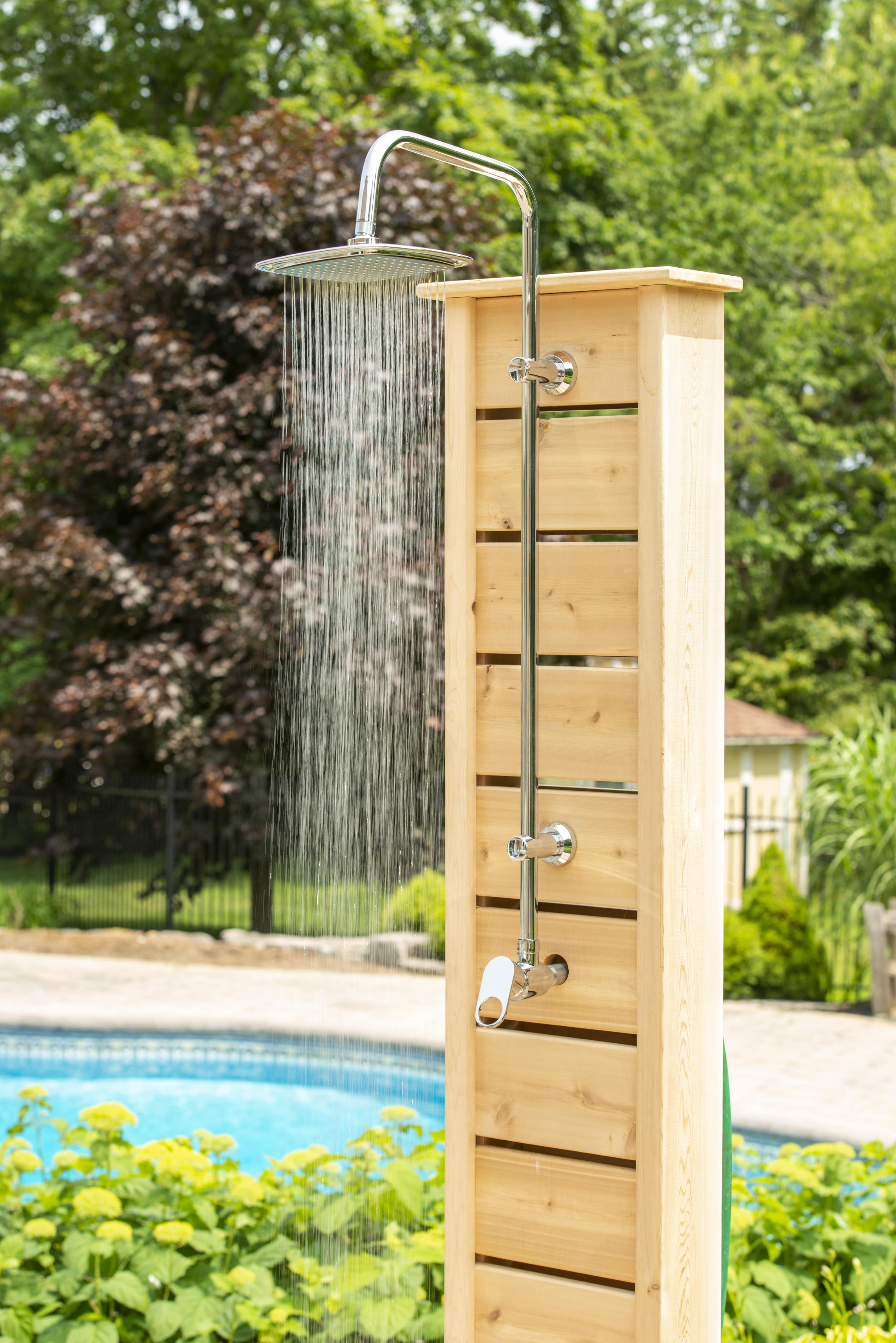 Dundalk CT Sierra Pillar Shower - White Cedar