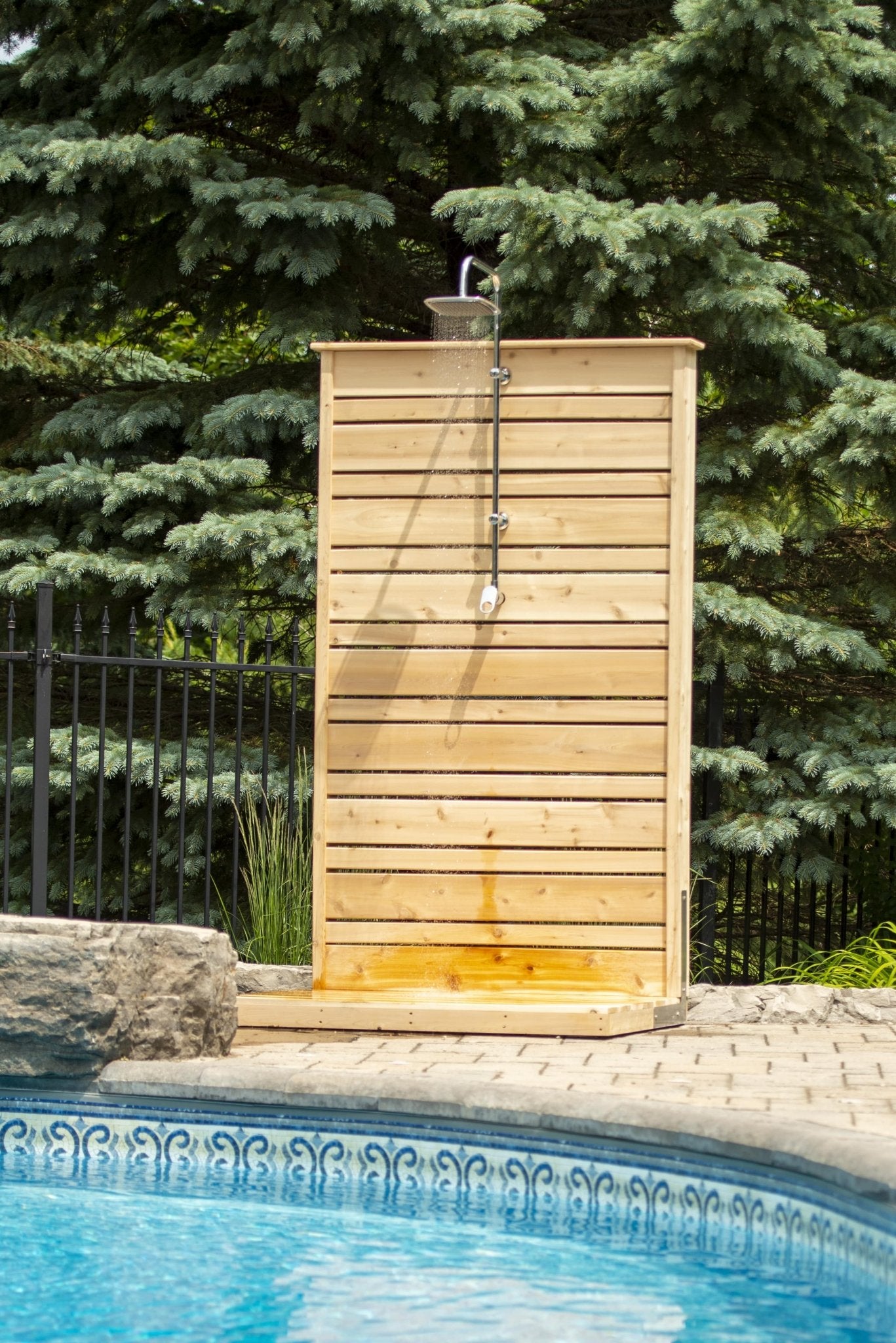 Dundalk CT Savannah Standing Shower - White Cedar - Saunas King